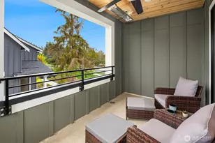 10263 135th Cir NE, Kirkland, WA 98033 - Photo 15