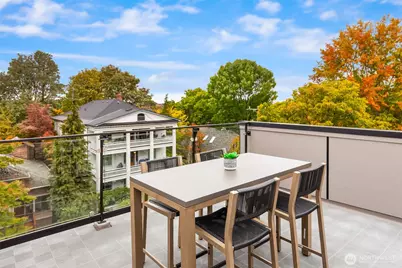 1116 Broadway E #C, Seattle, WA 98102 - Photo 17