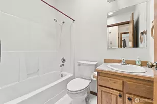2012 Lorraine Dr SE, Olympia, WA 98501 - Photo 13