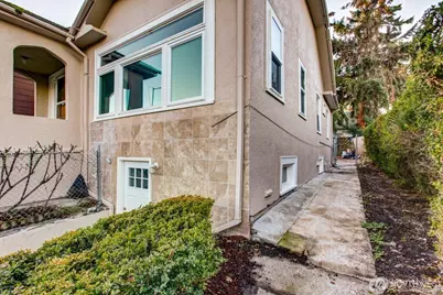 5305 Martin Luther King Jr Way S, Seattle, WA 98118 - Photo 5