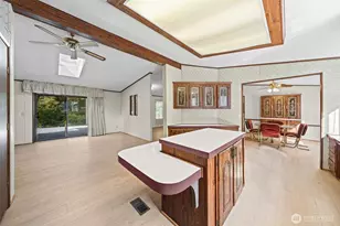 211 NE Yew Tree Ln, Tahuya, WA 98588 - Photo 9