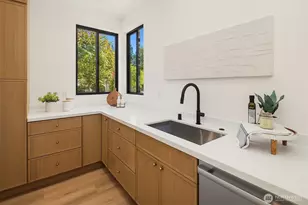 2405 162nd Ave NE, Bellevue, WA 98008 - Photo 17