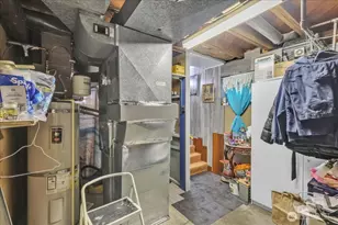 7355 17th Ave NW, Seattle, WA 98117 - Photo 23