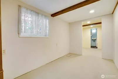 11457 Glendale Way S, Seattle, WA 98168 - Photo 27
