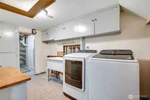 11457 Glendale Way S, Seattle, WA 98168 - Photo 29