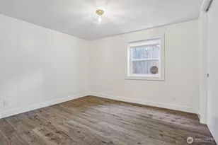 10510 Linden Ave N, Seattle, WA 98133 - Photo 25