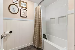 14601 250th St E, Graham, WA 98338 - Photo 17