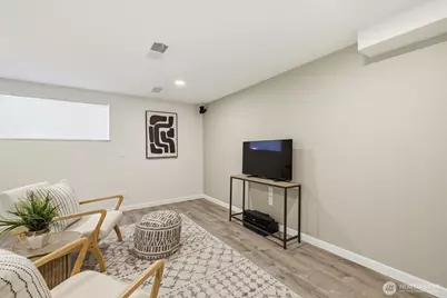 18540 63rd Avenue NE, Kenmore, WA 98028 - Photo 33