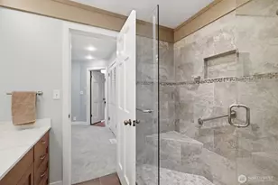 18540 63rd Ave NE, Kenmore, WA 98028 - Photo 29