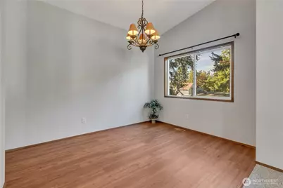 217 S 315th Place, Federal Way, WA 98003 - Photo 7