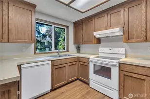 217 S 315th Pl, Federal Way, WA 98003 - Photo 11