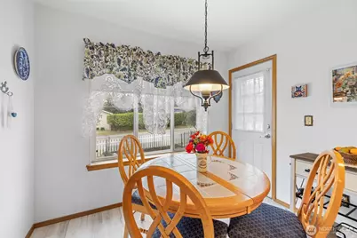 2201 24th Street, Anacortes, WA 98221 - Photo 15
