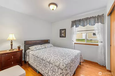 2201 24th Street, Anacortes, WA 98221 - Photo 23