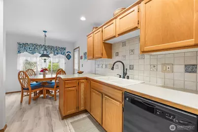 2201 24th Street, Anacortes, WA 98221 - Photo 13