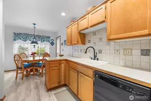 2201 24th St, Anacortes, WA 98221 - Photo 13