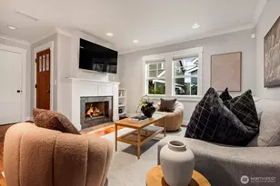 8018 Ashworth Ave N, Seattle, WA 98103 - Photo 5