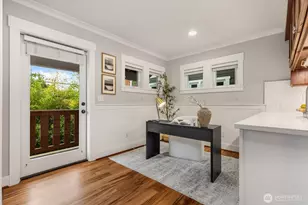 8018 Ashworth Ave N, Seattle, WA 98103 - Photo 11