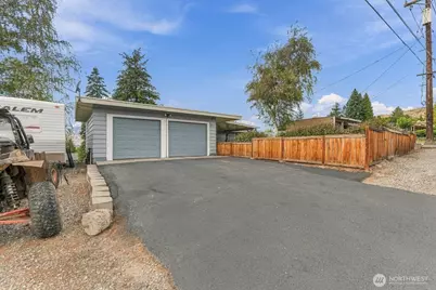 824 N Kentucky Avenue, East Wenatchee, WA 98802 - Photo 27