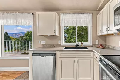 824 N Kentucky Avenue, East Wenatchee, WA 98802 - Photo 13