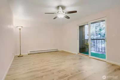 7305 224th Street SW #F6, Edmonds, WA 98026 - Photo 3