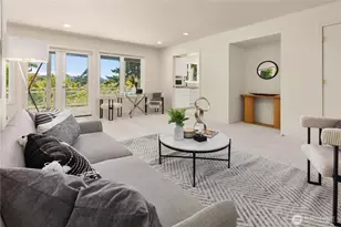 9210 Parkwood Ridge Rd, Mercer Island, WA 98040 - Photo 23