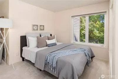 9210 Parkwood Ridge Road, Mercer Island, WA 98040 - Photo 25