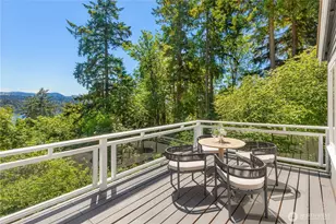 9210 Parkwood Ridge Rd, Mercer Island, WA 98040 - Photo 13