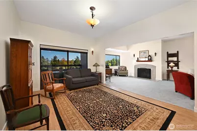 6710 Parkpoint Way NE #E-402, Seattle, WA 98115 - Photo 11
