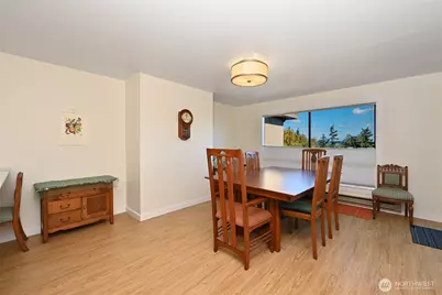 6710 Parkpoint Way NE #E-402, Seattle, WA 98115 - Photo 15