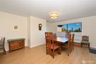 6710 Park Point Way NE, Seattle, WA 98115 - Photo 15