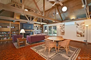 6710 Park Point Way NE, Seattle, WA 98115 - Photo 35