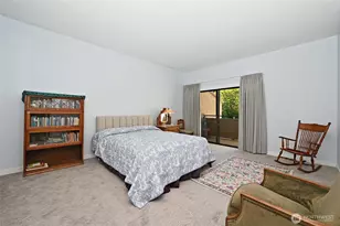 6710 Park Point Way NE, Seattle, WA 98115 - Photo 21