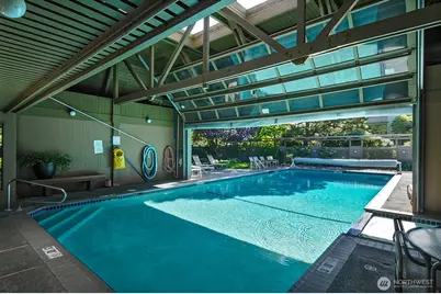 6710 Parkpoint Way NE #E-402, Seattle, WA 98115 - Photo 33
