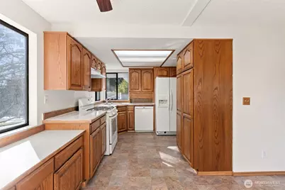 3805 224th Place SW, Mountlake Terrace, WA 98043 - Photo 13