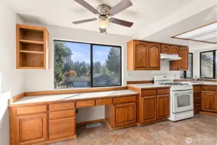 3805 224th Pl SW, Mountlake Terrace, WA 98043 - Photo 15