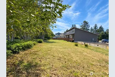 758 C Point Brown Avenue SE #3, Ocean Shores, WA 98569 - Photo 15