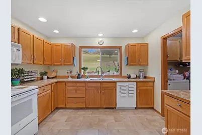 6109 157th Avenue SE, Snohomish, WA 98290 - Photo 15