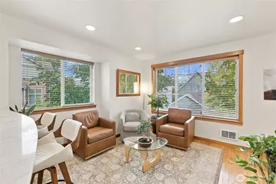 5252 12th Avenue NE #B, Seattle, WA 98105 - Photo 5