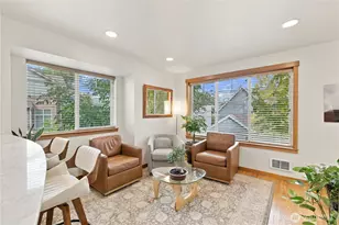 5252 12th Ave NE, Seattle, WA 98105 - Photo 5