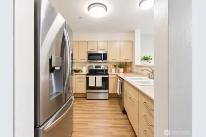 710 240th Way SE #G-104, Sammamish, WA 98074 - Photo 9