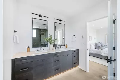 4219 51st Avenue S, Seattle, WA 98118 - Photo 27