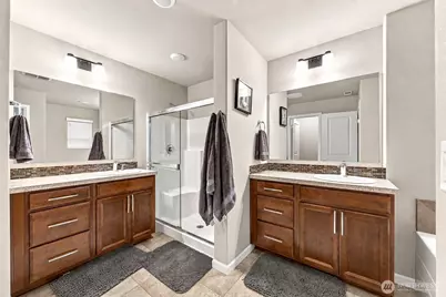 2733 197th Lane SW #B, Lynnwood, WA 98036 - Photo 11
