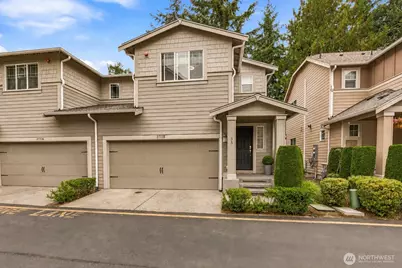 2733 197th Lane SW #B, Lynnwood, WA 98036 - Photo 1