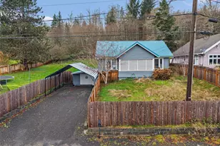 610 Barnhart St, Raymond, WA 98577 - Photo 1