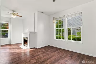 22634 NE 4th Place, Sammamish, WA 98074 - Photo 11