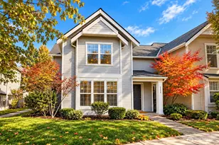 22634 NE 4th Pl, Sammamish, WA 98074 - Photo 1
