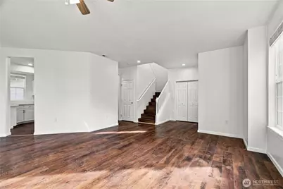 22634 NE 4th Place, Sammamish, WA 98074 - Photo 13