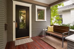 2423 8th Ave W, Seattle, WA 98119 - Photo 3