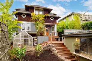 2423 8th Ave W, Seattle, WA 98119 - Photo 39
