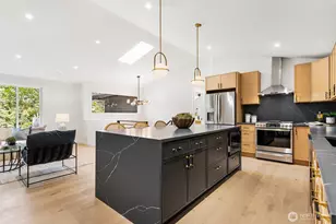17001 NE 35th St, Bellevue, WA 98008 - Photo 11